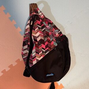 Kavu Multicolor Chevron Sling Bag